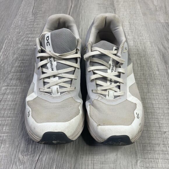 On Cloud Running Sneaker Women Size 6 White Grey Cloudrunner Running Gym Shoes M - Picture 3 of 10